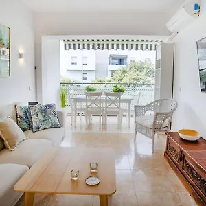 https://fontanilla-playa-apartamento-marbella.1costadelsol.com