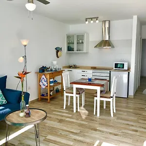 https://casa-margarita.puertodelcarmen-hotels.org